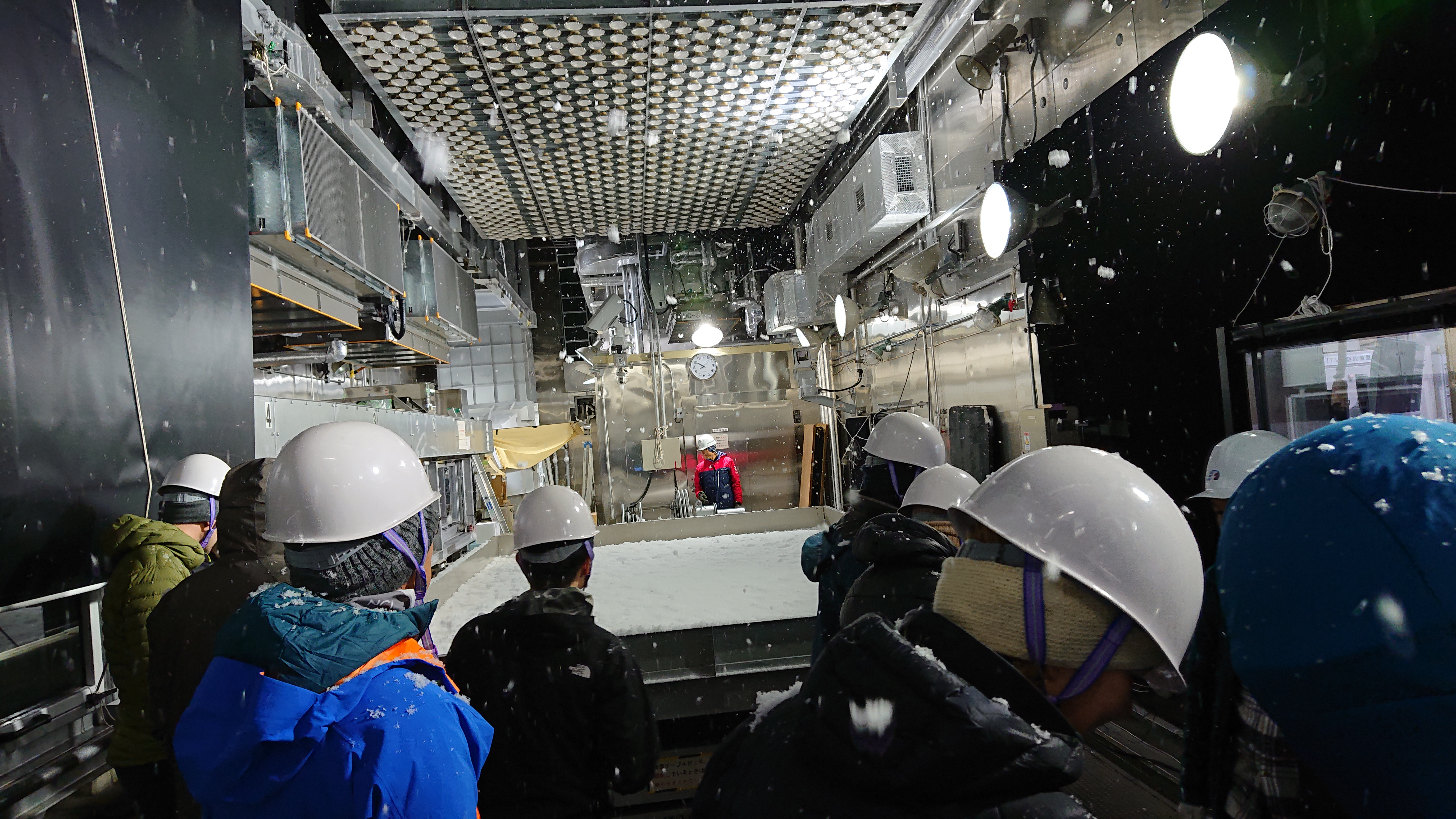 Taking a closer look at artificial snow reproduced from Cryospheric Environment Simulator, at Shinjo Cryospheric Environment Laboratory, NIED, Shinjo-City, Yamagata Prefecture. 

