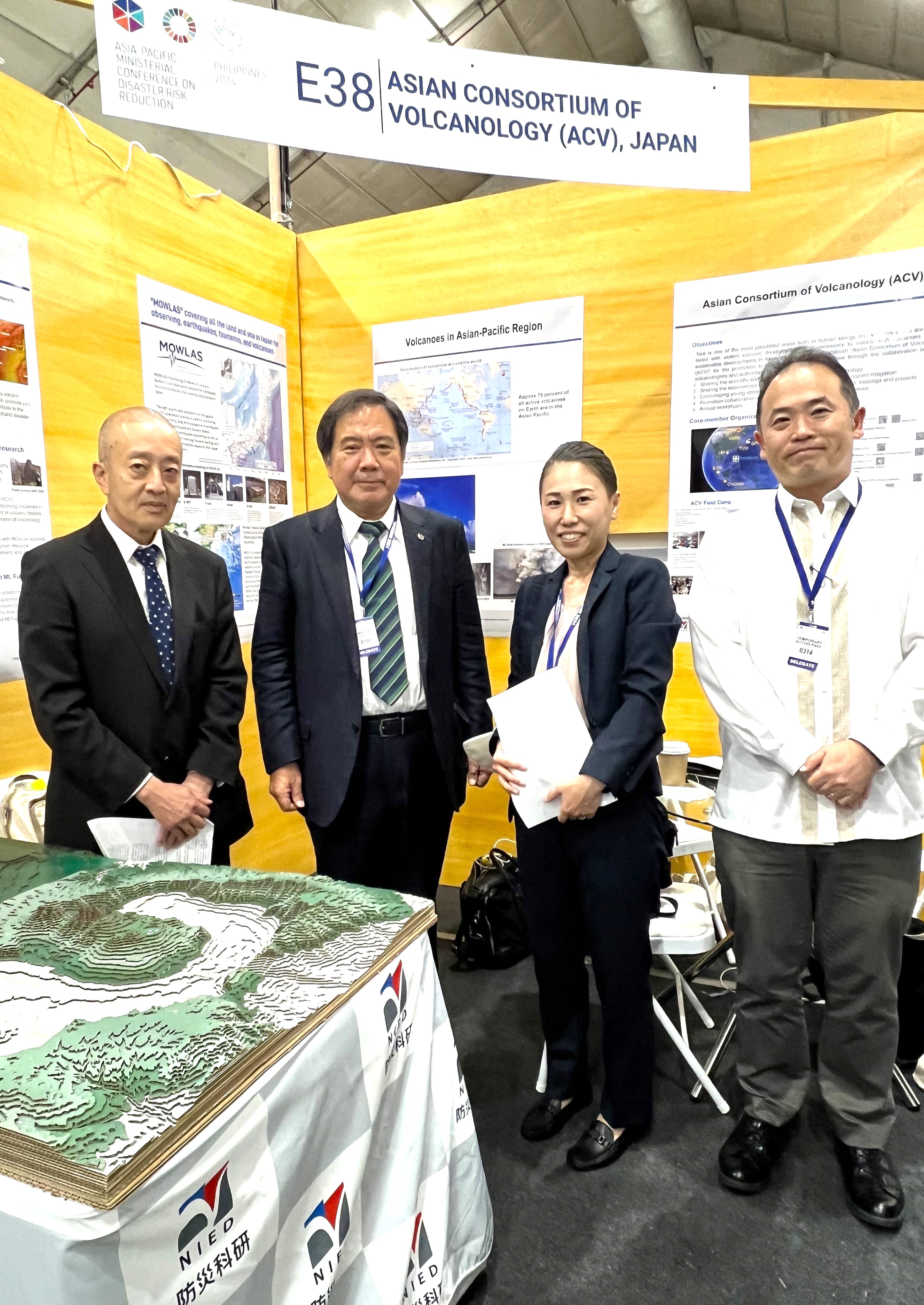 NIED team at the ACV booth of Marketplace