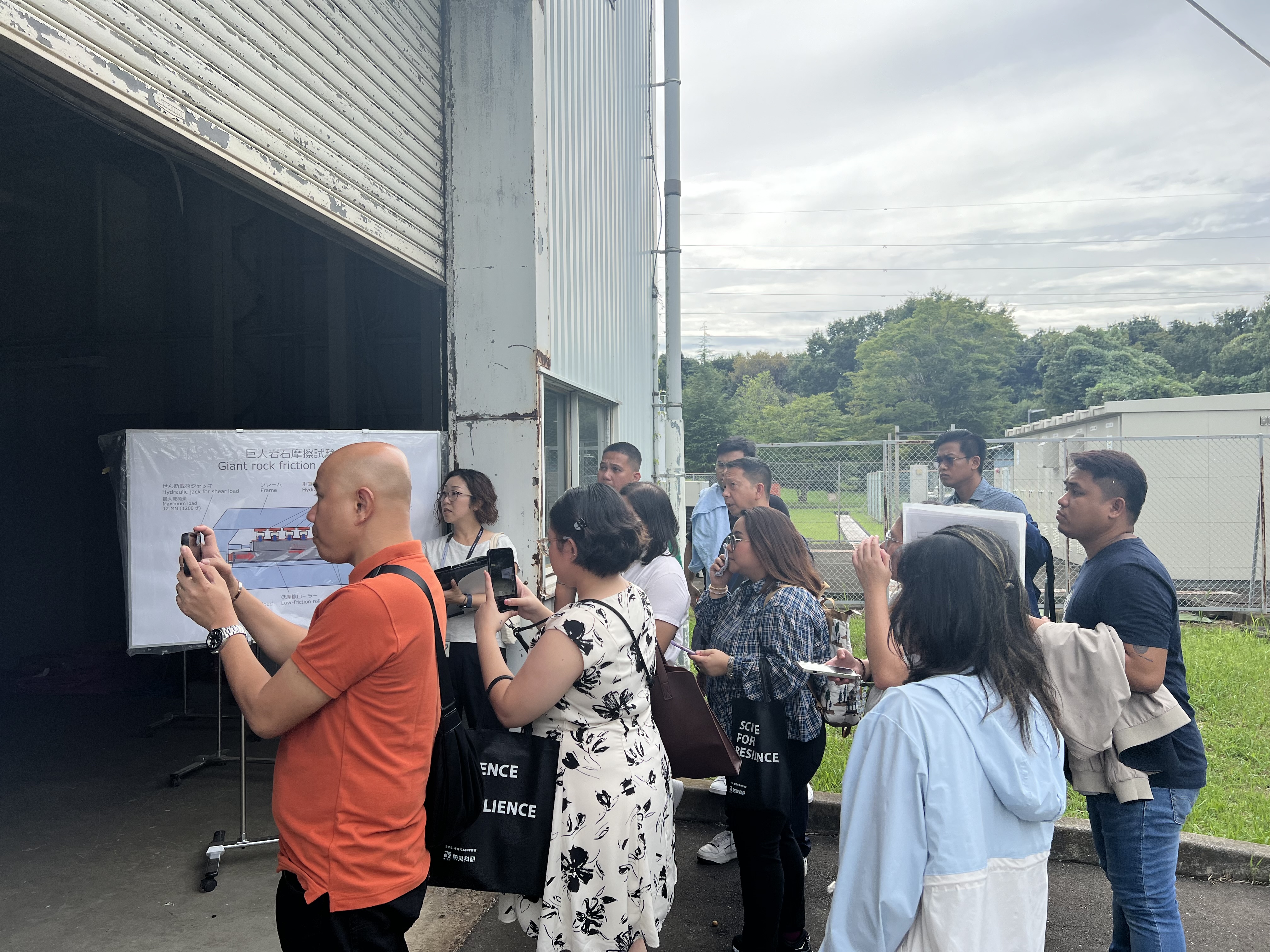 Touring NIED's Giant Rock Friction Apparatus