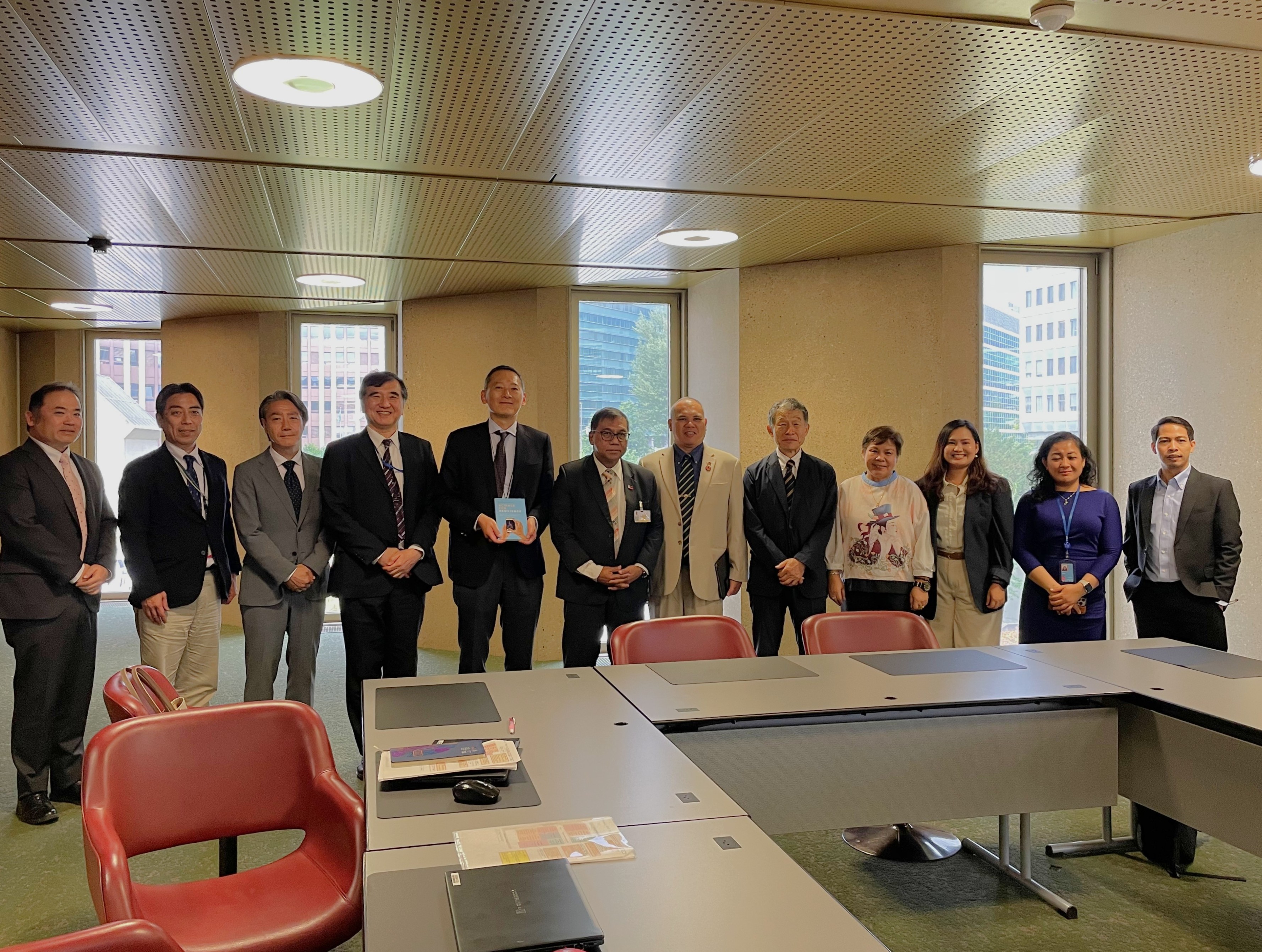 Discussion members on the Science and Technology Platform for DRR