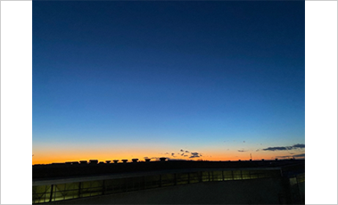 夕日が落ちる直前の空の写真