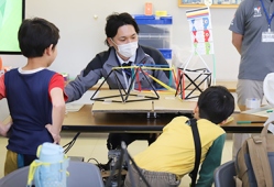 入力してください